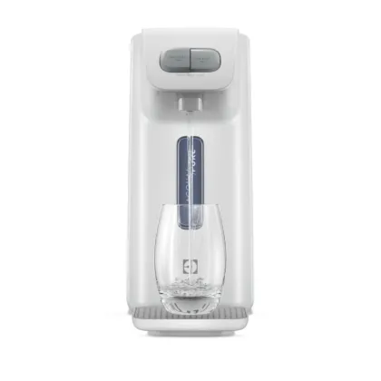 Purificador de Água Electrolux Gelada Fria e Natural Efficient Eletrônico PE15B Branco Bivolt